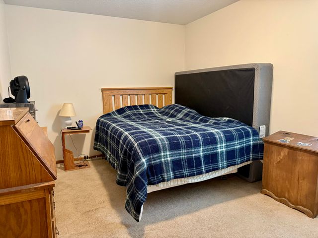 418 6th Street, Manistee, MI 49660