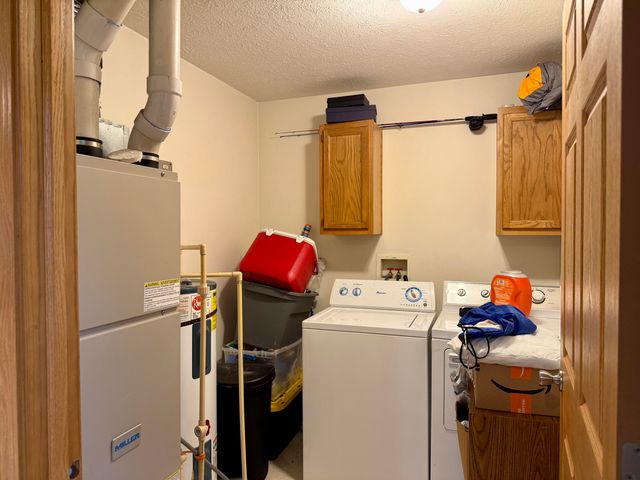 418 6th Street, Manistee, MI 49660