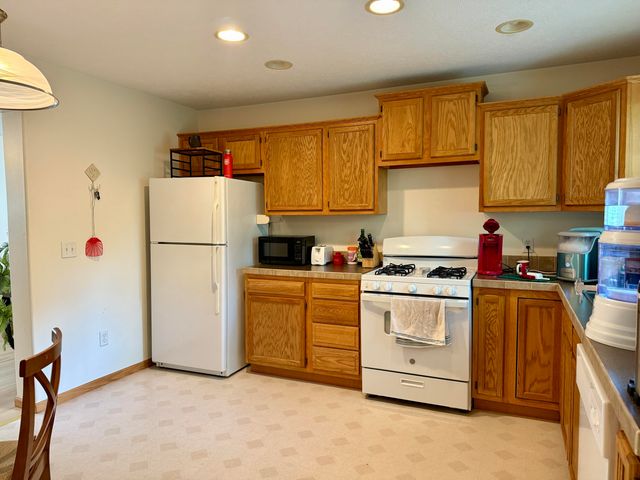 418 6th Street, Manistee, MI 49660