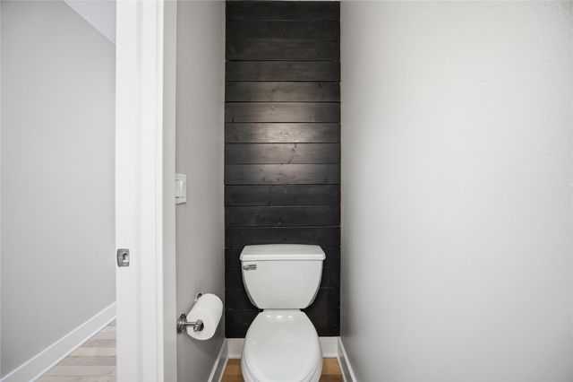 506 NW Crestview Court, Ankeny, IA 50023