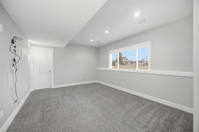 506 NW Crestview Court, Ankeny, IA 50023