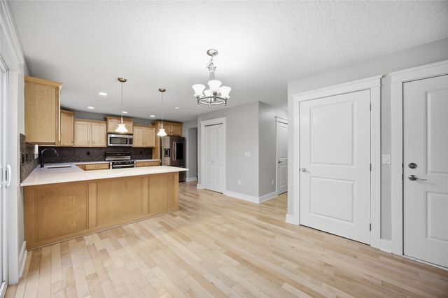 506 NW Crestview Court, Ankeny, IA 50023