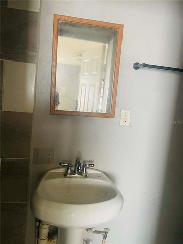 8716 N TANGERINE PLACE, Tampa, FL 33617