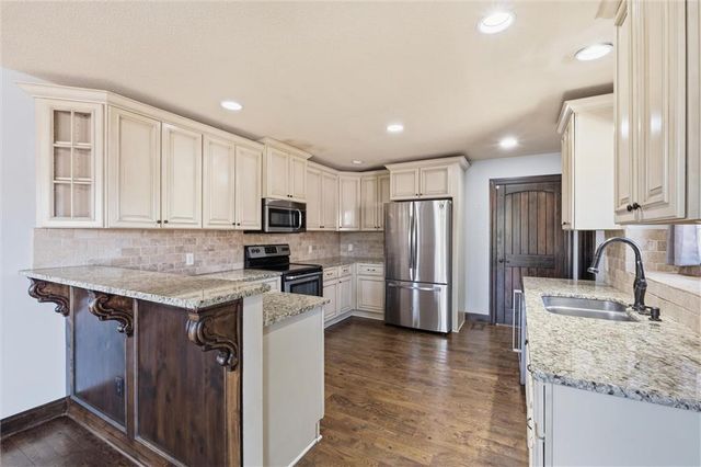 3141 N 123rd Terrace, Kansas City, KS 66109