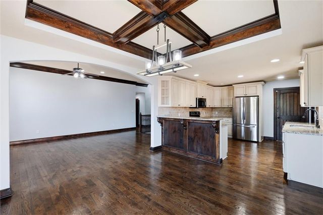 3141 N 123rd Terrace, Kansas City, KS 66109