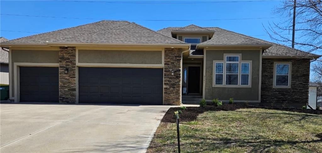 3141 N 123rd Terrace, Kansas City, KS 66109