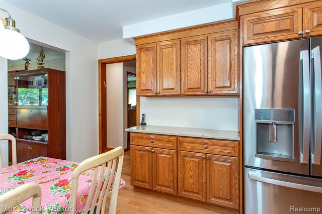 14271 Lincoln Street, Oak Park, MI 48237