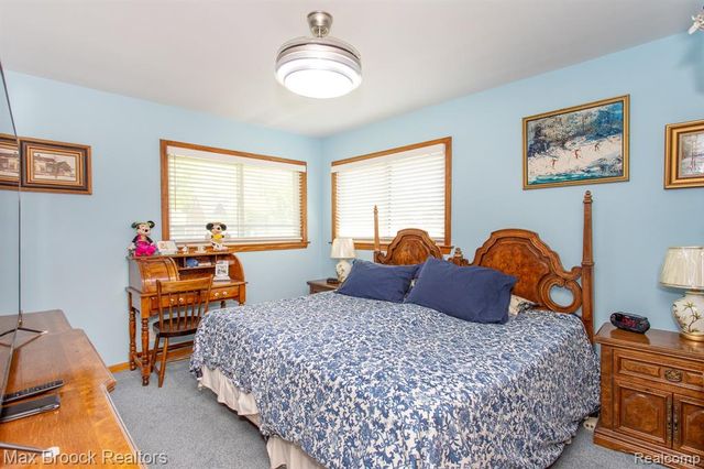 14271 Lincoln Street, Oak Park, MI 48237