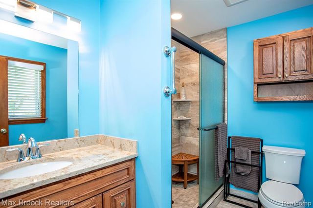 14271 Lincoln Street, Oak Park, MI 48237