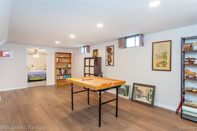 14271 Lincoln Street, Oak Park, MI 48237
