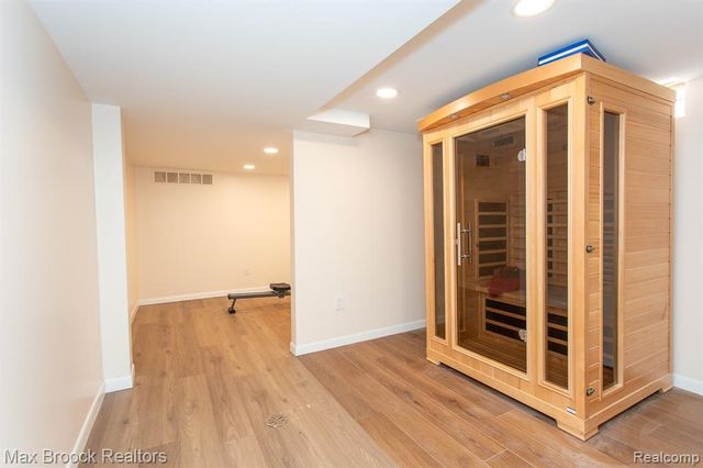 14271 Lincoln Street, Oak Park, MI 48237