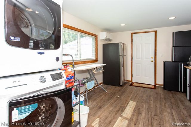 14271 Lincoln Street, Oak Park, MI 48237