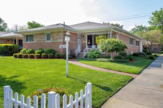 14271 Lincoln Street, Oak Park, MI 48237
