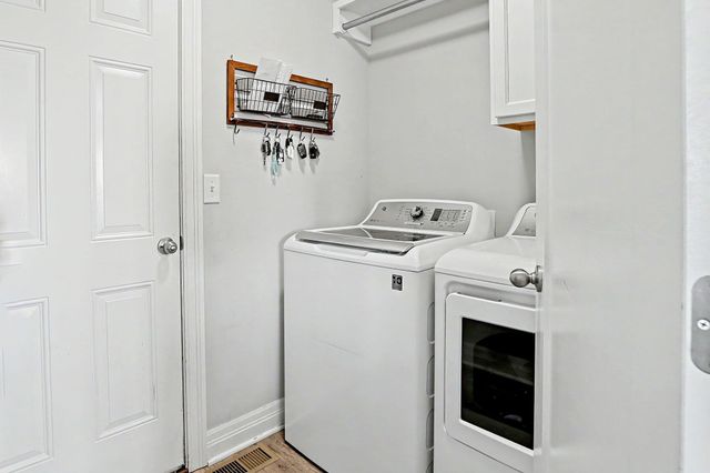 113 W Meadowsweet Ct, Andover, KS 67002