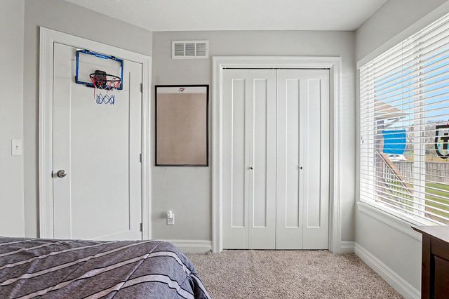 113 W Meadowsweet Ct, Andover, KS 67002