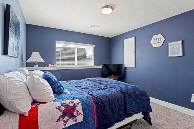 113 W Meadowsweet Ct, Andover, KS 67002