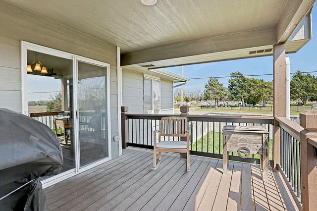 113 W Meadowsweet Ct, Andover, KS 67002