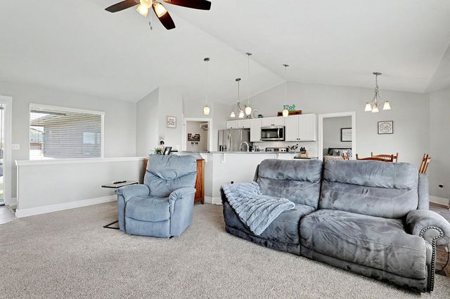 113 W Meadowsweet Ct, Andover, KS 67002