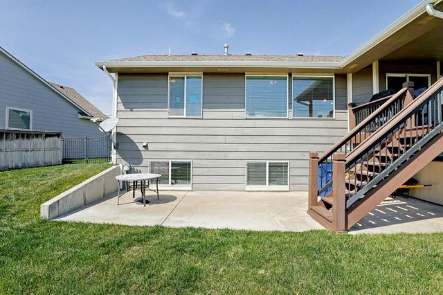 113 W Meadowsweet Ct, Andover, KS 67002