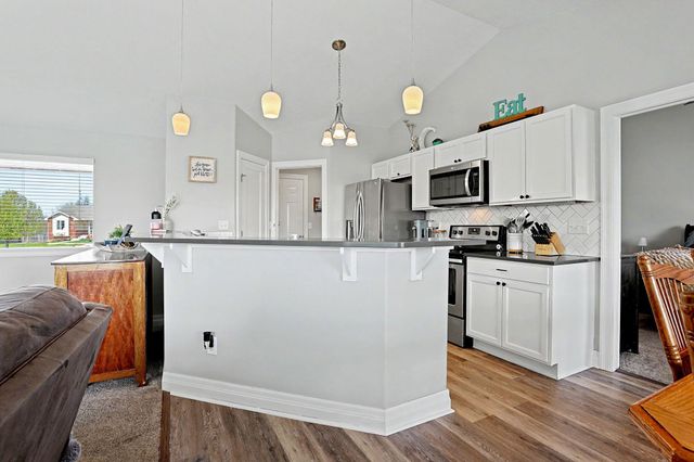 113 W Meadowsweet Ct, Andover, KS 67002