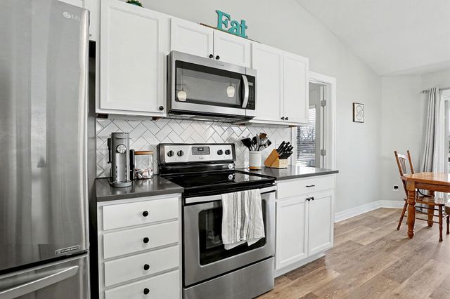 113 W Meadowsweet Ct, Andover, KS 67002