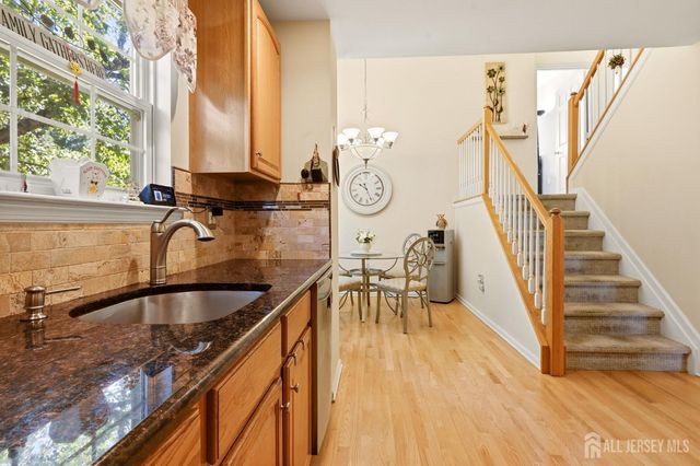 17 Hanna Lane, Old Bridge, NJ 08879