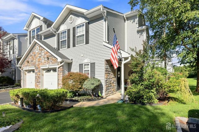 17 Hanna Lane, Old Bridge, NJ 08879