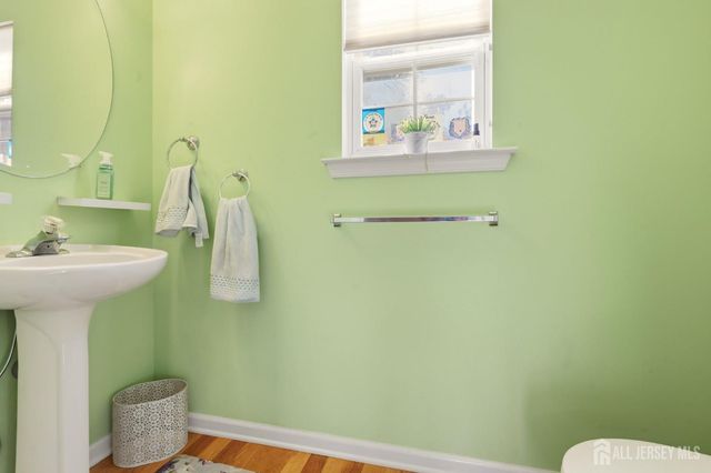 17 Hanna Lane, Old Bridge, NJ 08879