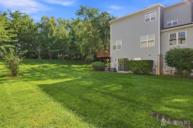 17 Hanna Lane, Old Bridge, NJ 08879