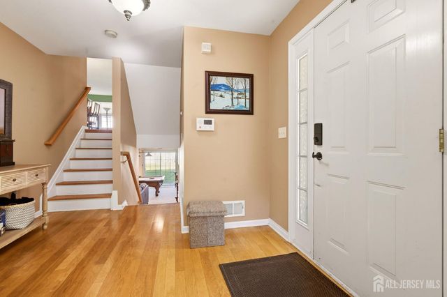 17 Hanna Lane, Old Bridge, NJ 08879