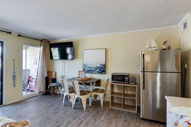 40 Folly Field Rd Apt A113, Hilton Head Island, SC 29928