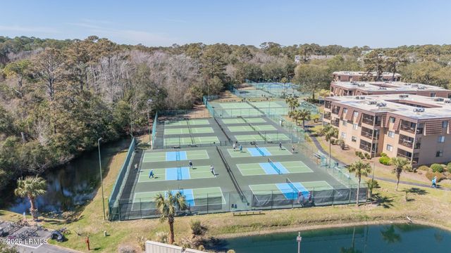 40 Folly Field Rd Apt A113, Hilton Head Island, SC 29928
