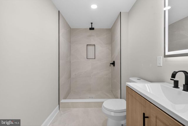 16 BRIARCLIFF RD, Marlton, NJ 08053