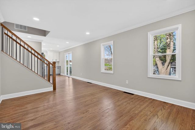 16 BRIARCLIFF RD, Marlton, NJ 08053