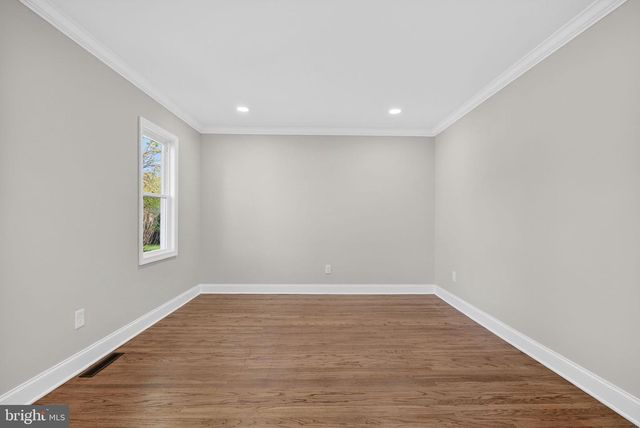 16 BRIARCLIFF RD, Marlton, NJ 08053