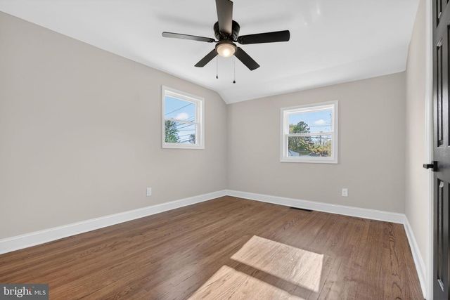 16 BRIARCLIFF RD, Marlton, NJ 08053