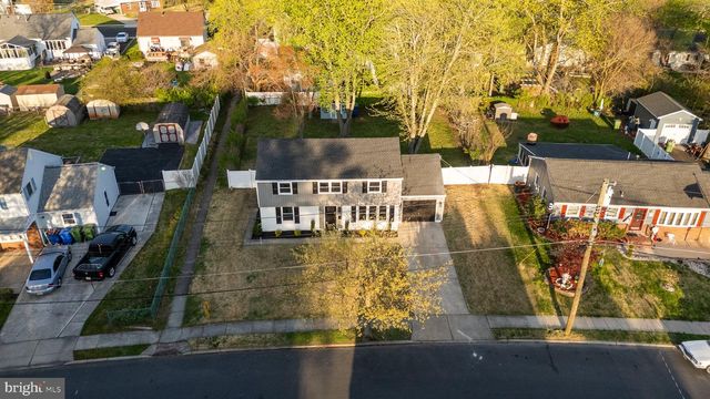 16 BRIARCLIFF RD, Marlton, NJ 08053