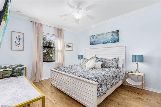 9731 Acqua CT # 543, Naples, FL 34113