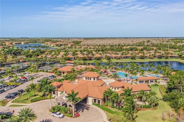 9731 Acqua CT # 543, Naples, FL 34113