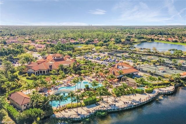 9731 Acqua CT # 543, Naples, FL 34113