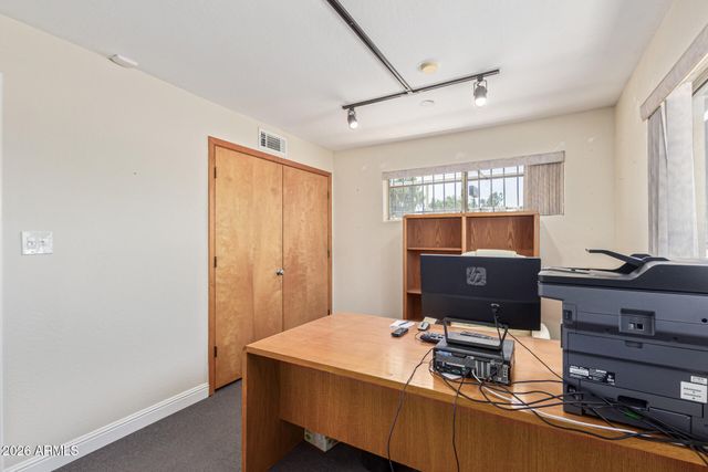 8545 N BLACK CANYON Highway, Phoenix, AZ 85021