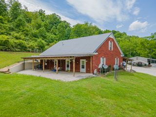 14035 Campbellsville Rd, Lynnville, TN 38472