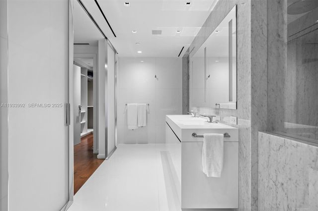 9999 Collins Ave 12E, Bal Harbour, FL 33154