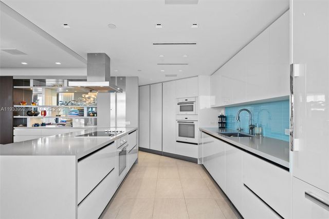 9999 Collins Ave 12E, Bal Harbour, FL 33154