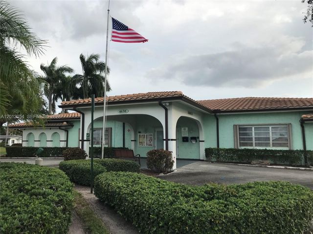 4635 NW 44th St, Tamarac, FL 33319