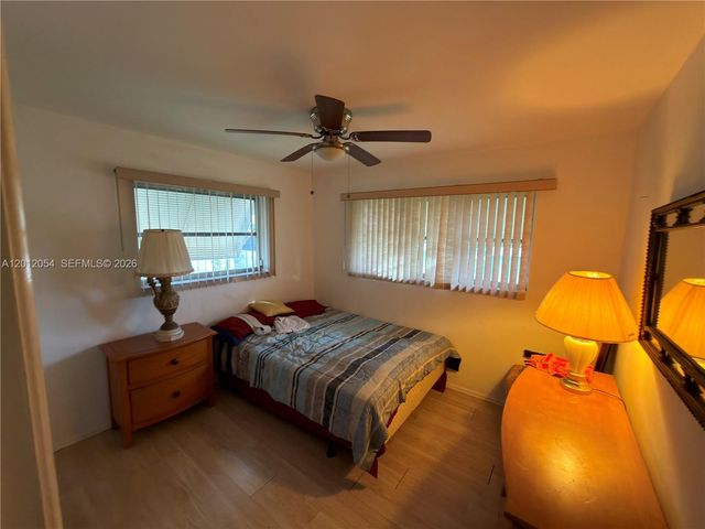 4635 NW 44th St, Tamarac, FL 33319