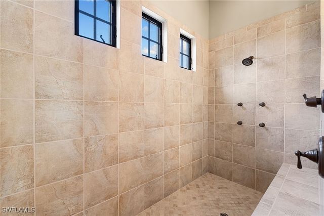 7400 Byrons WAY, Naples, FL 34113