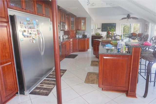 512 2ND STREET 7, Indian Rocks Beach, FL 33785