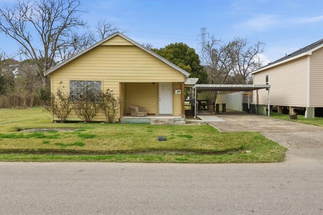 408 Edgar Street, La Marque, TX 77568