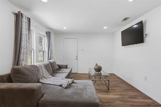 408 Edgar Street, La Marque, TX 77568